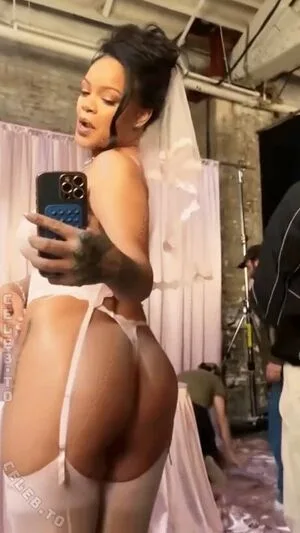 Rihanna OnlyFans Leaked Free Thumbnail Picture - #H2dKKMDbkQ