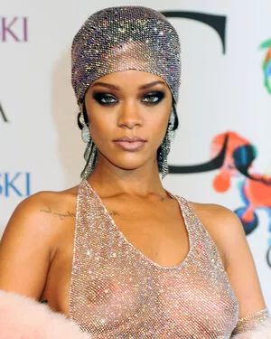 Rihanna OnlyFans Leaked Free Thumbnail Picture - #H6ajS1hZF4