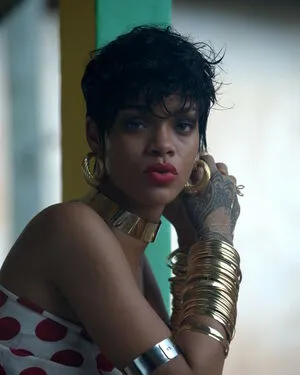 Rihanna OnlyFans Leaked Free Thumbnail Picture - #HaSiw9basU
