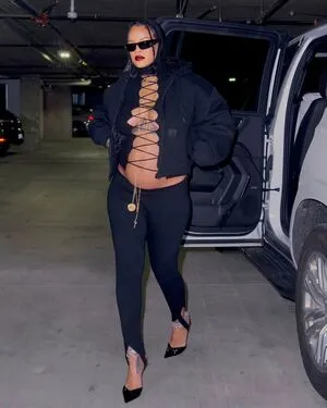 Rihanna OnlyFans Leaked Free Thumbnail Picture - #IHO11cxbU4