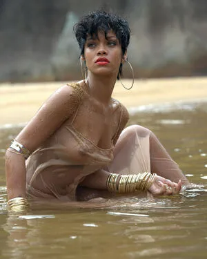 Rihanna OnlyFans Leaked Free Thumbnail Picture - #IykE9S017W