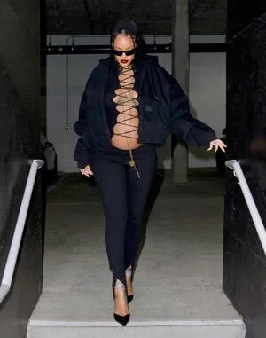 Rihanna OnlyFans Leaked Free Thumbnail Picture - #JLQjo1SJof