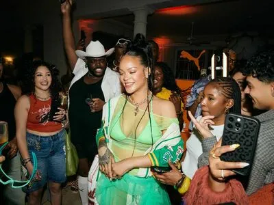 Rihanna OnlyFans Leaked Free Thumbnail Picture - #JNcUk329YU