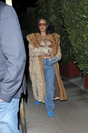 Rihanna OnlyFans Leaked Free Thumbnail Picture - #KBFNx6Jzau