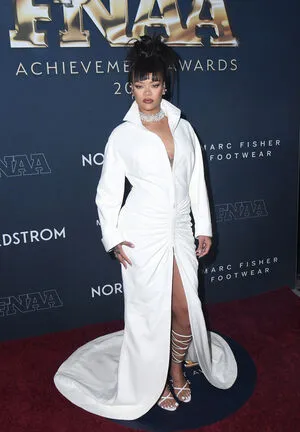 Rihanna OnlyFans Leaked Free Thumbnail Picture - #KNEzh0Yryh