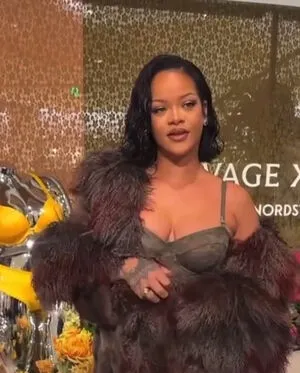 Rihanna OnlyFans Leaked Free Thumbnail Picture - #LX8FhKKw8F