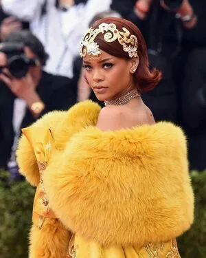Rihanna OnlyFans Leaked Free Thumbnail Picture - #LoDyALZpfU