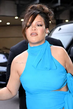 Rihanna OnlyFans Leaked Free Thumbnail Picture - #LotHX8Z2Of