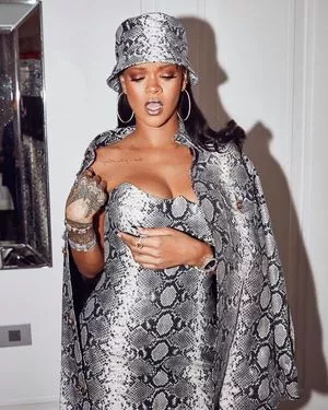 Rihanna OnlyFans Leaked Free Thumbnail Picture - #M6t2ktiJZM