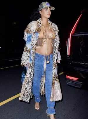 Rihanna OnlyFans Leaked Free Thumbnail Picture - #MVJ7tNpTDs