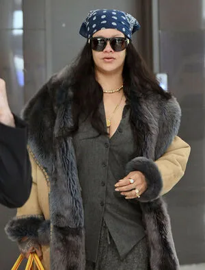 Rihanna OnlyFans Leaked Free Thumbnail Picture - #N3grpUxtsC
