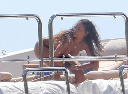 Rihanna OnlyFans Leaked Free Thumbnail Picture - #NR2Ex2ai7N