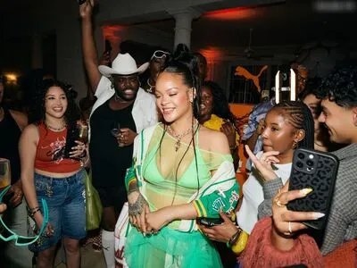 Rihanna OnlyFans Leaked Free Thumbnail Picture - #NuLr3Nk4Mb