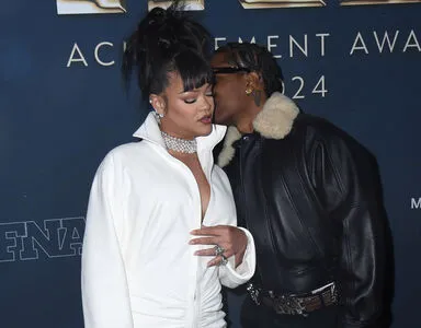 Rihanna OnlyFans Leaked Free Thumbnail Picture - #OD44WPhmNW