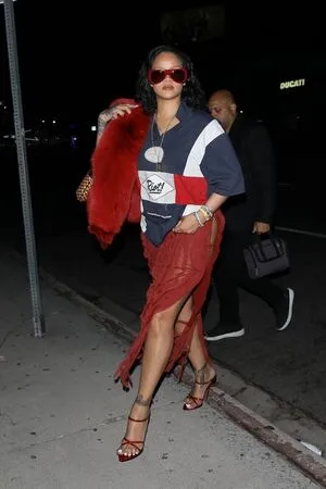Rihanna OnlyFans Leaked Free Thumbnail Picture - #ONfMGAmimc