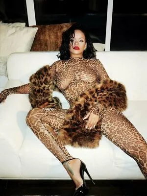 Rihanna OnlyFans Leaked Free Thumbnail Picture - #Ovnl6ww1Bm