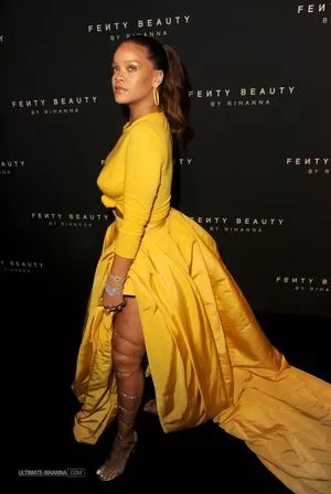 Rihanna OnlyFans Leaked Free Thumbnail Picture - #P4B2eNUdVy