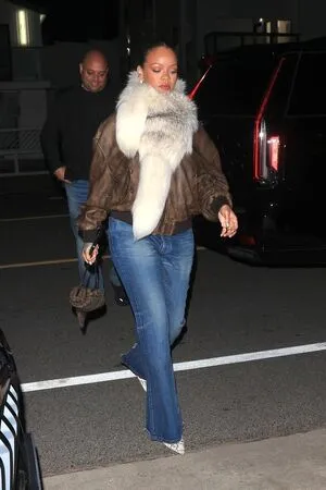 Rihanna OnlyFans Leaked Free Thumbnail Picture - #QkGoQNk9jd