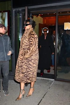Rihanna OnlyFans Leaked Free Thumbnail Picture - #S6ktGiKFVw