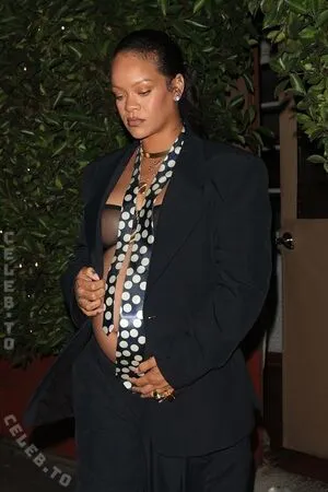 Rihanna OnlyFans Leaked Free Thumbnail Picture - #ScZqh4rrX9