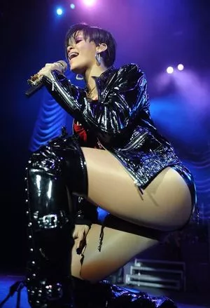 Rihanna OnlyFans Leaked Free Thumbnail Picture - #SvBkI5yxNy