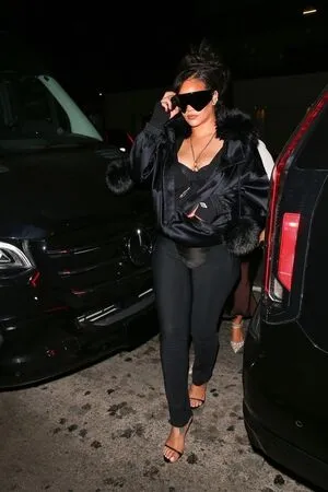 Rihanna OnlyFans Leaked Free Thumbnail Picture - #UJK015KxPk