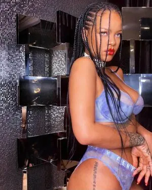 Rihanna OnlyFans Leaked Free Thumbnail Picture - #UYBdA6nMFI