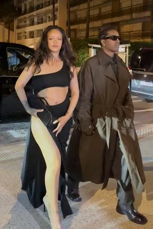 Rihanna OnlyFans Leaked Free Thumbnail Picture - #V8nFULYiiC