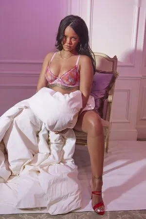 Rihanna OnlyFans Leaked Free Thumbnail Picture - #X92VNBhtKx