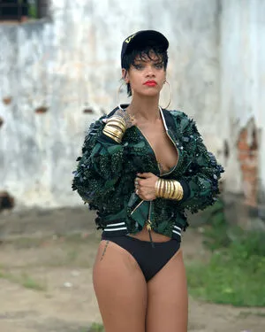Rihanna OnlyFans Leaked Free Thumbnail Picture - #XinKLf6cyI