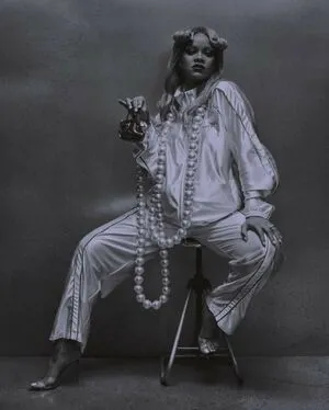 Rihanna OnlyFans Leaked Free Thumbnail Picture - #YIdgutmzMg