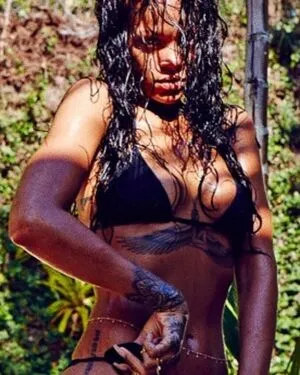 Rihanna OnlyFans Leaked Free Thumbnail Picture - #Z3Ez0JzMVz