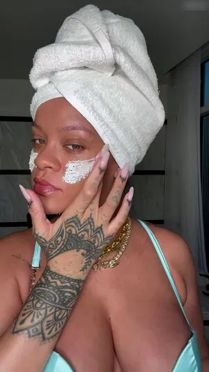 Rihanna OnlyFans Leaked Free Thumbnail Picture - #Z7ATmIQTSL