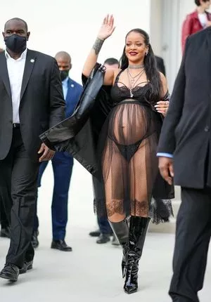 Rihanna OnlyFans Leaked Free Thumbnail Picture - #Zc1amOxVoU