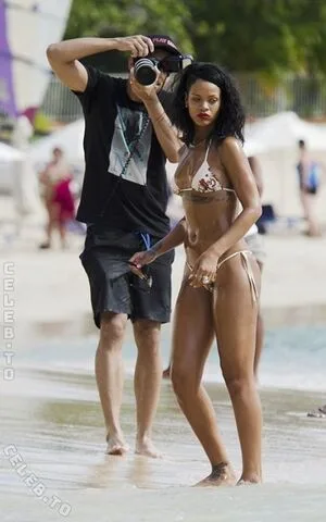 Rihanna OnlyFans Leaked Free Thumbnail Picture - #akCi2KVGY2