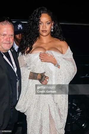 Rihanna OnlyFans Leaked Free Thumbnail Picture - #ch1sYrSRv5