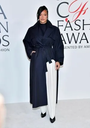 Rihanna OnlyFans Leaked Free Thumbnail Picture - #ctGgPh4xNa