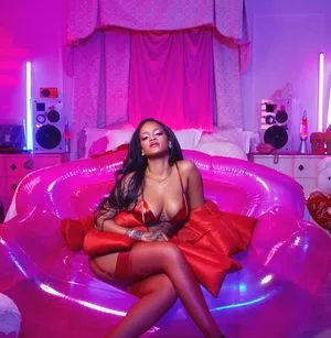 Rihanna OnlyFans Leaked Free Thumbnail Picture - #dP08jC8hRi