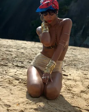 Rihanna OnlyFans Leaked Free Thumbnail Picture - #dcfsmglFlc