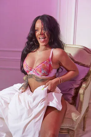 Rihanna OnlyFans Leaked Free Thumbnail Picture - #dlHUGhXz3t