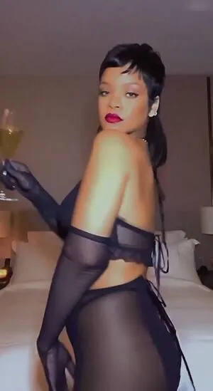 Rihanna OnlyFans Leaked Free Thumbnail Picture - #eJOFMUFFbv