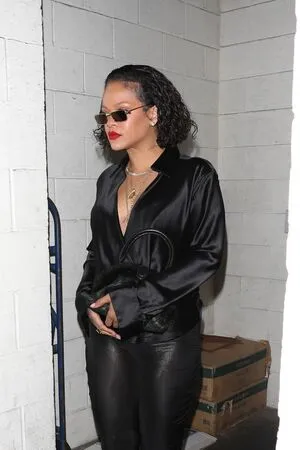 Rihanna OnlyFans Leaked Free Thumbnail Picture - #ekXMBmPhiJ