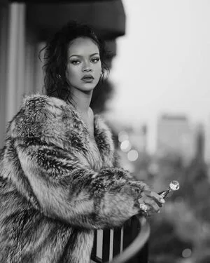 Rihanna OnlyFans Leaked Free Thumbnail Picture - #feGAjffHgP