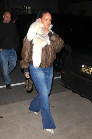Rihanna OnlyFans Leaked Free Thumbnail Picture - #gRKBOJeiu9