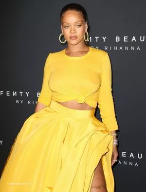 Rihanna OnlyFans Leaked Free Thumbnail Picture - #h5m4oc0Y45