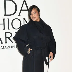 Rihanna OnlyFans Leaked Free Thumbnail Picture - #hs2XaMhgQl