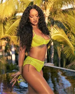 Rihanna OnlyFans Leaked Free Thumbnail Picture - #hzJltnWNiK