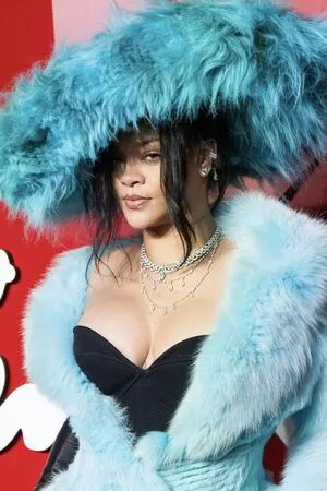 Rihanna OnlyFans Leaked Free Thumbnail Picture - #i6LNCaAmP4