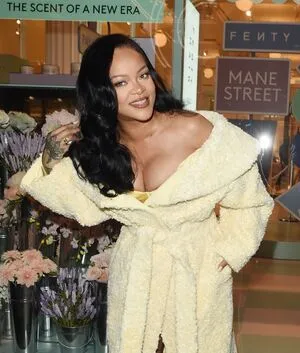 Rihanna OnlyFans Leaked Free Thumbnail Picture - #iZZrJpgf9V