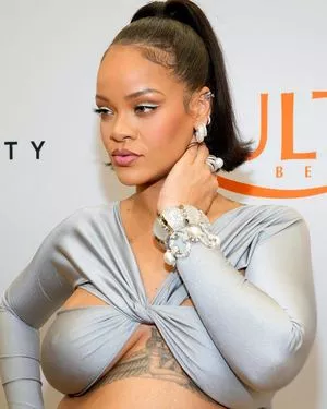 Rihanna OnlyFans Leaked Free Thumbnail Picture - #iejpXeMkA8